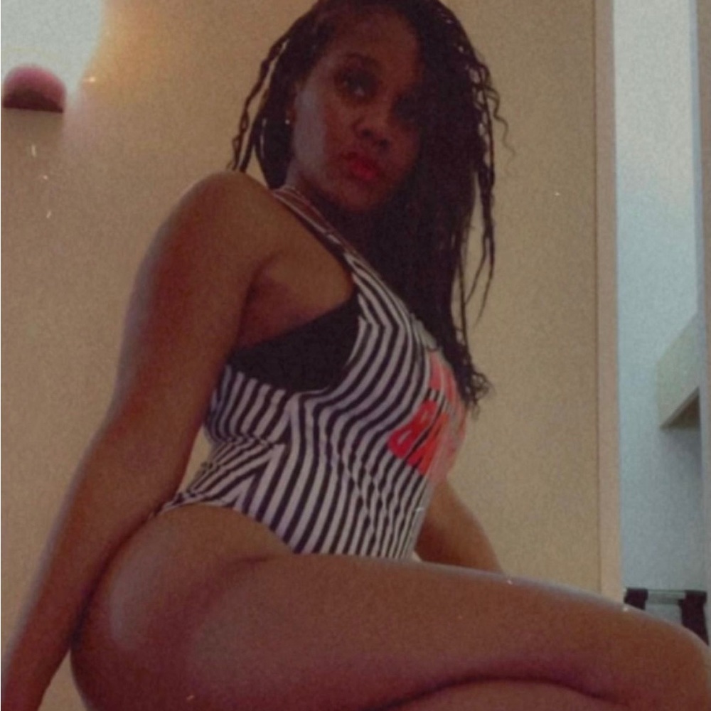 Meet your Posher, Peachy Boutique